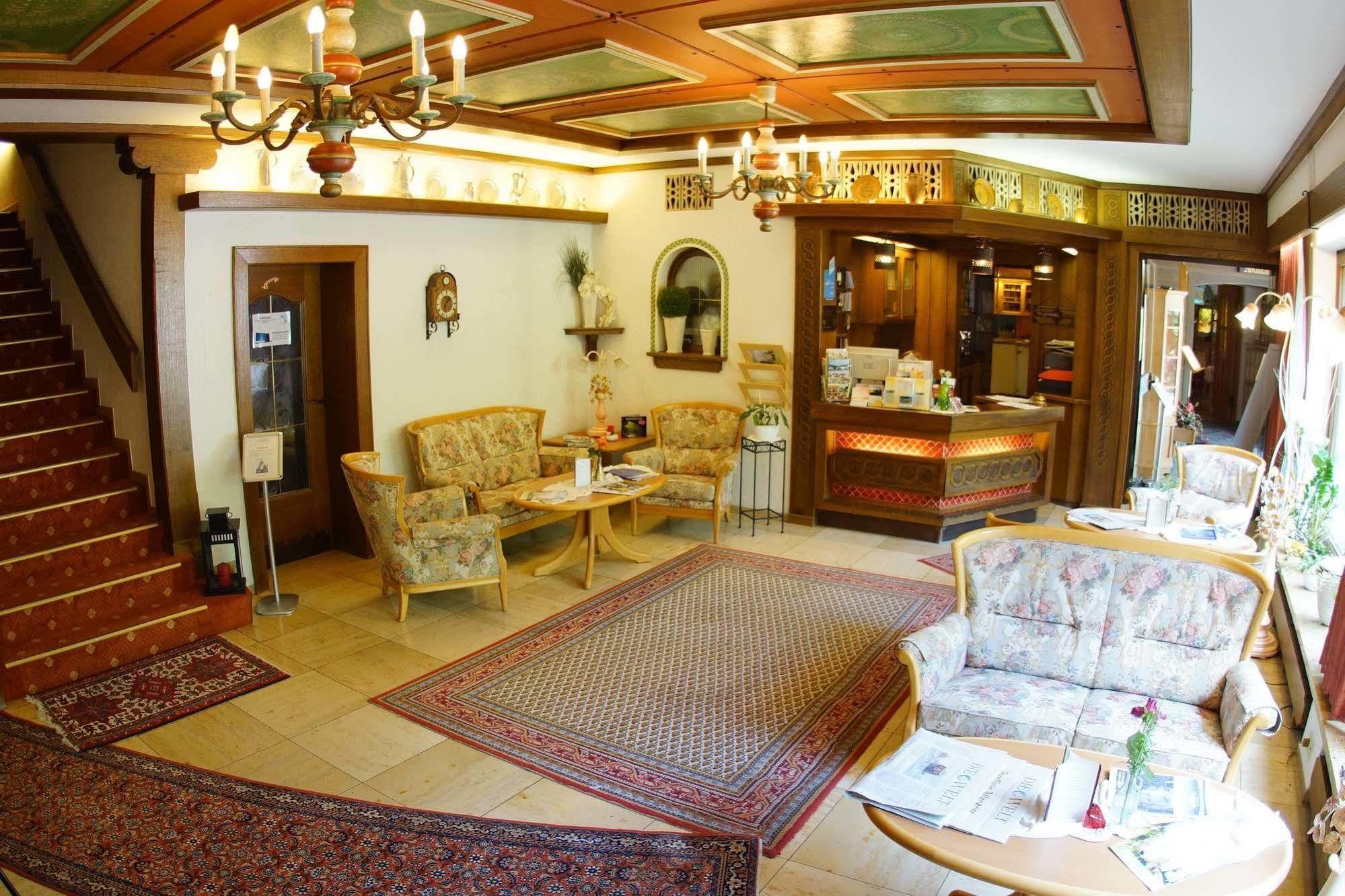 Отель Lindenhof Hubmersberg